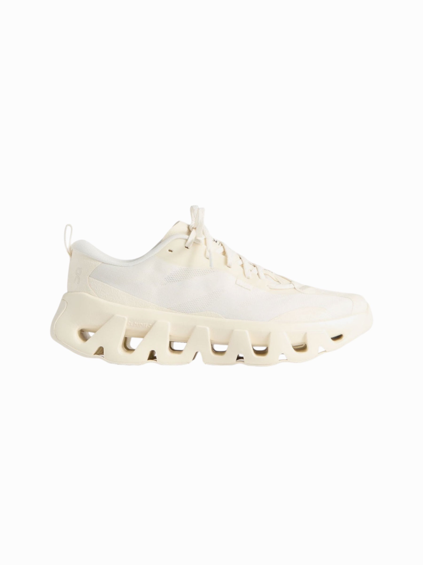 Kith x On Cloud K-TECH 1 “White”