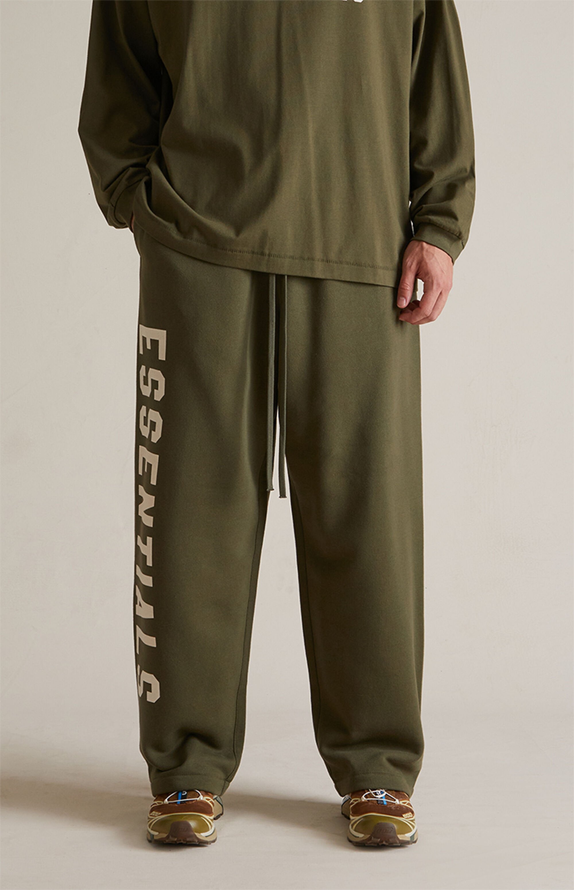 Essentials Sweatpants Relaxed “Military” (FW24)