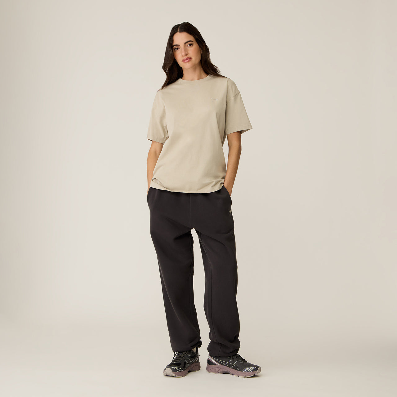 Kith Women Sweatpants Chelsea III “Black”
