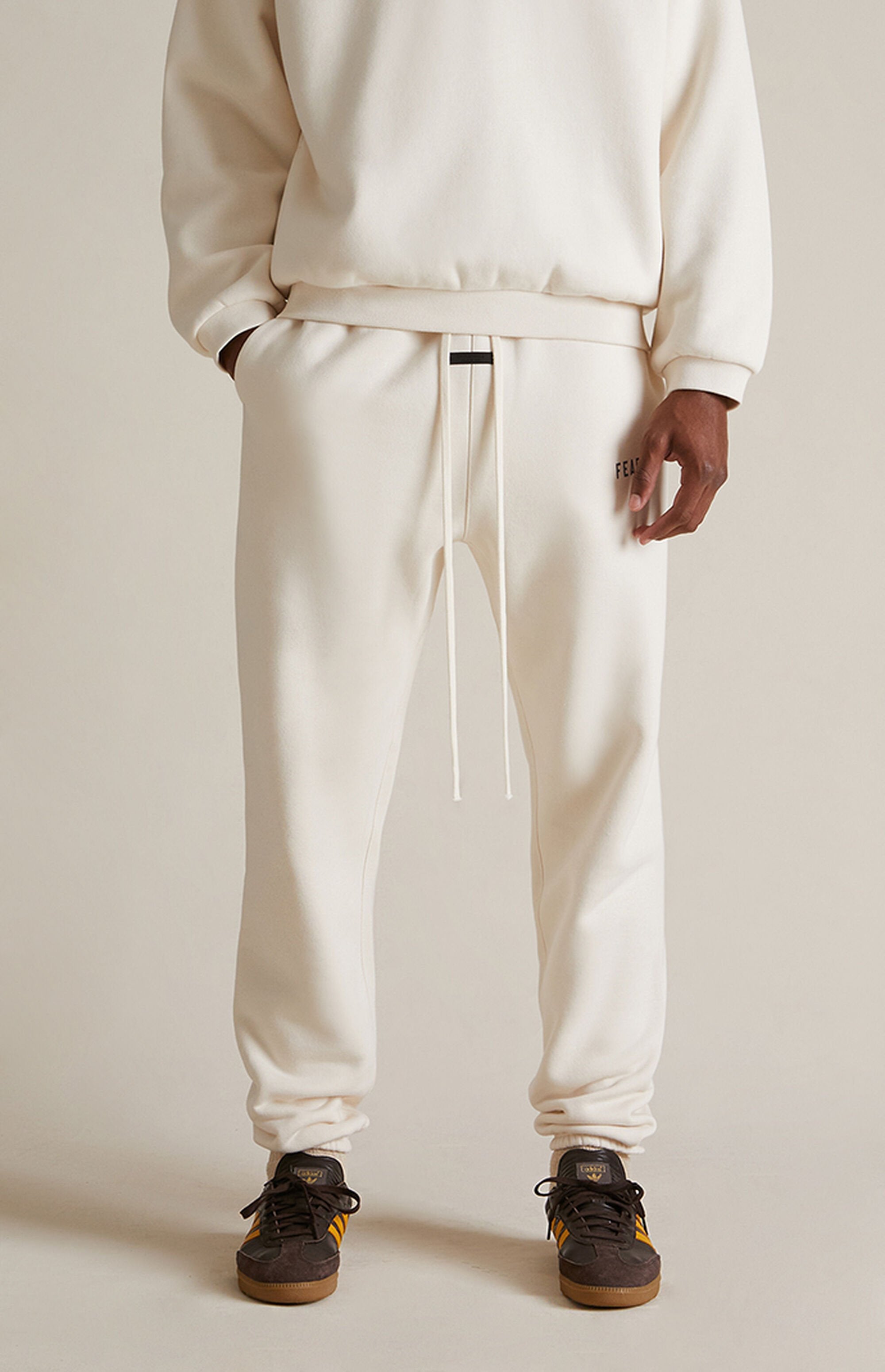Essentials Sweatpants “Shell” (FW24)
