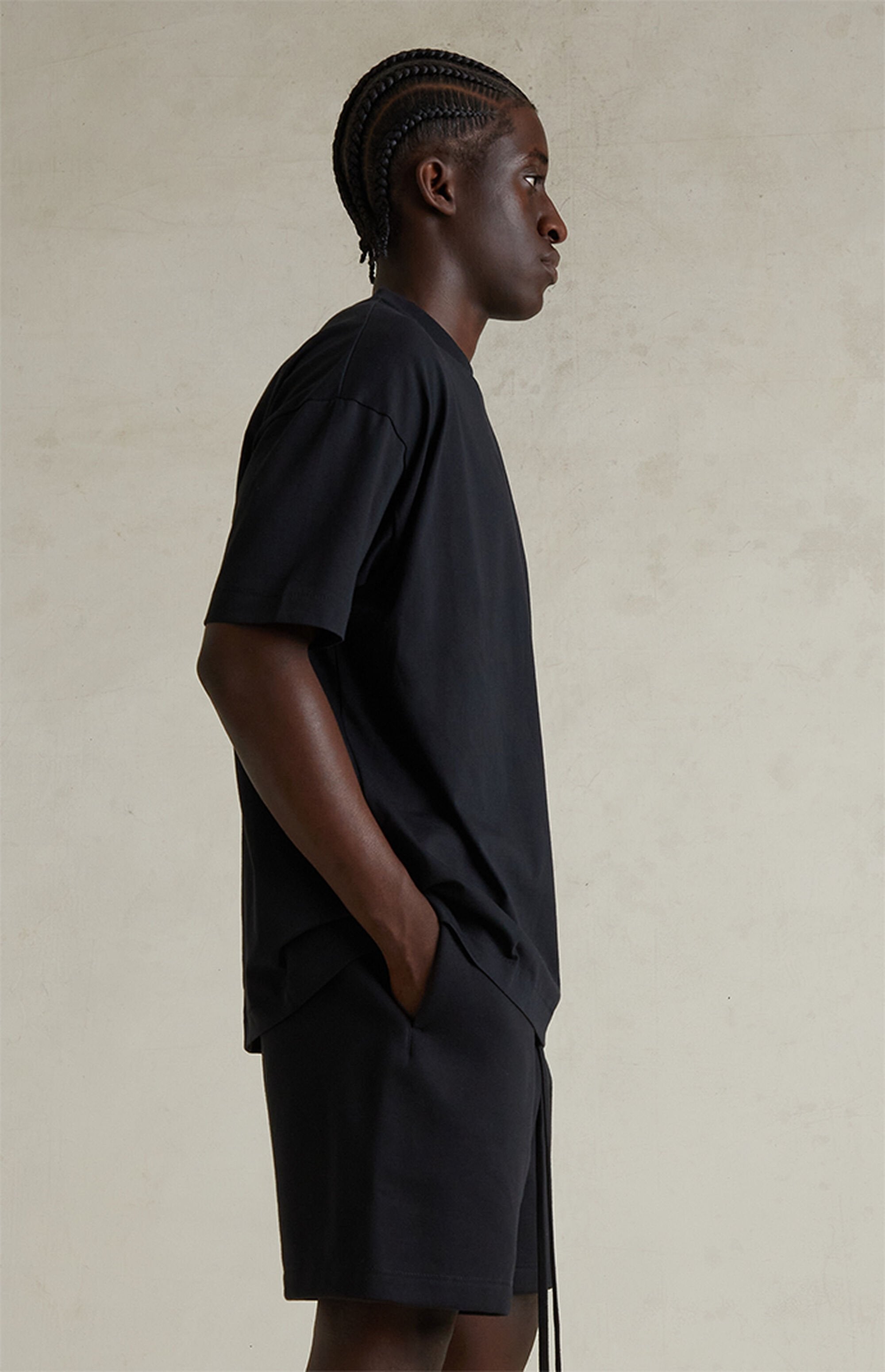 Essentials T Shirt “Jet Black” (FW25)