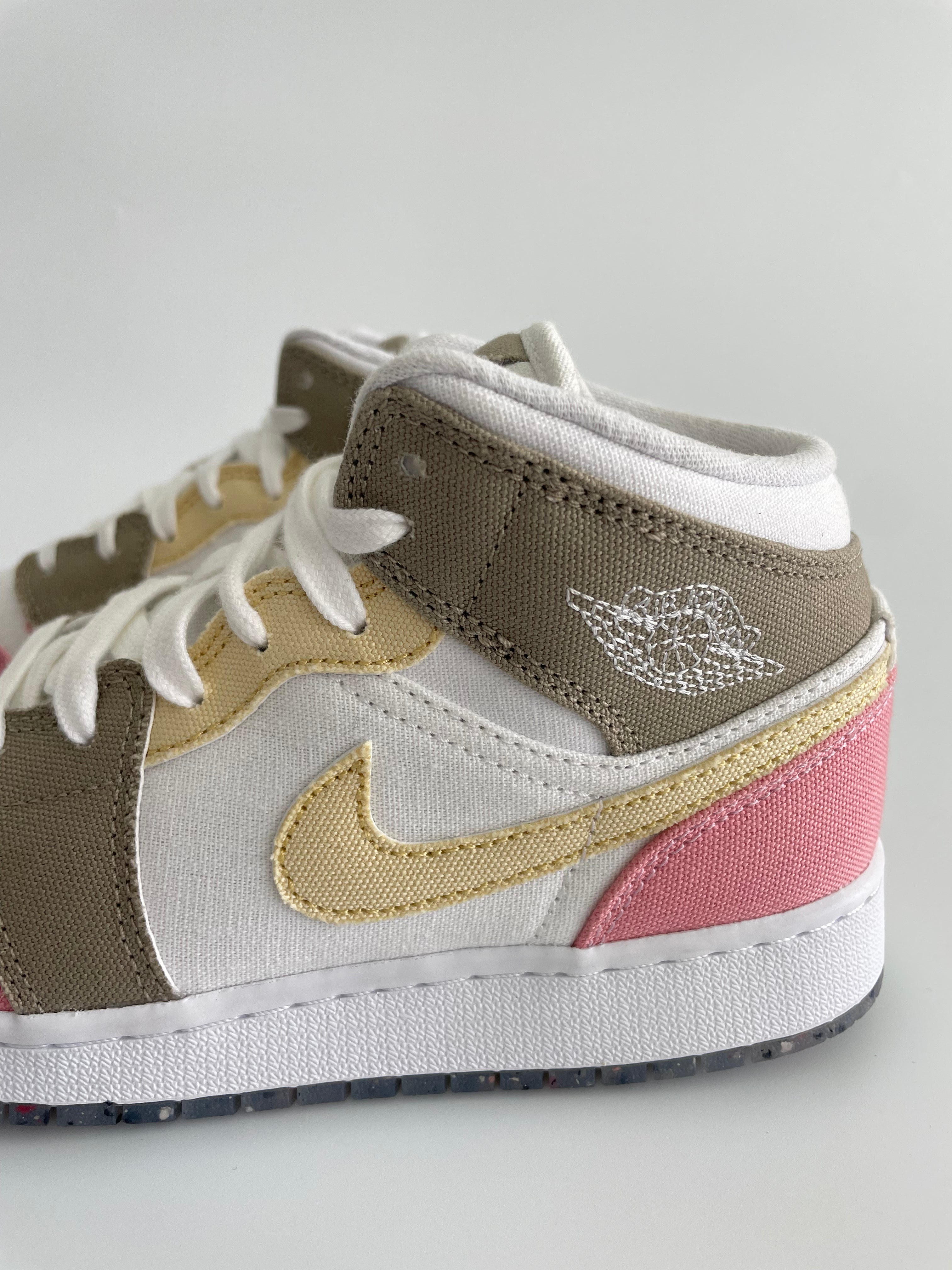 Jordan 1 Mid “Pastel Grind” (GS)