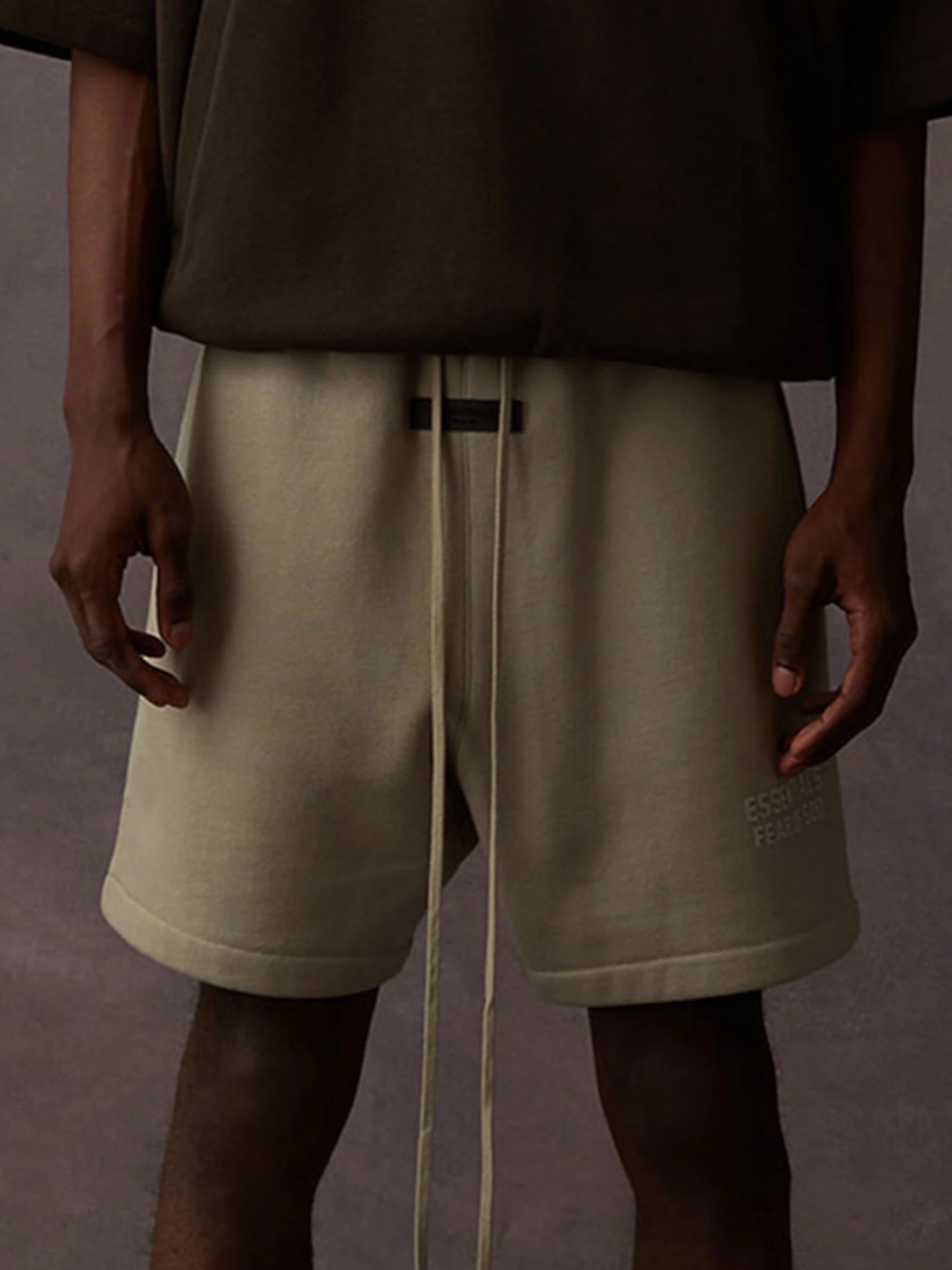 Essentials Shorts “Seal” (SS23)