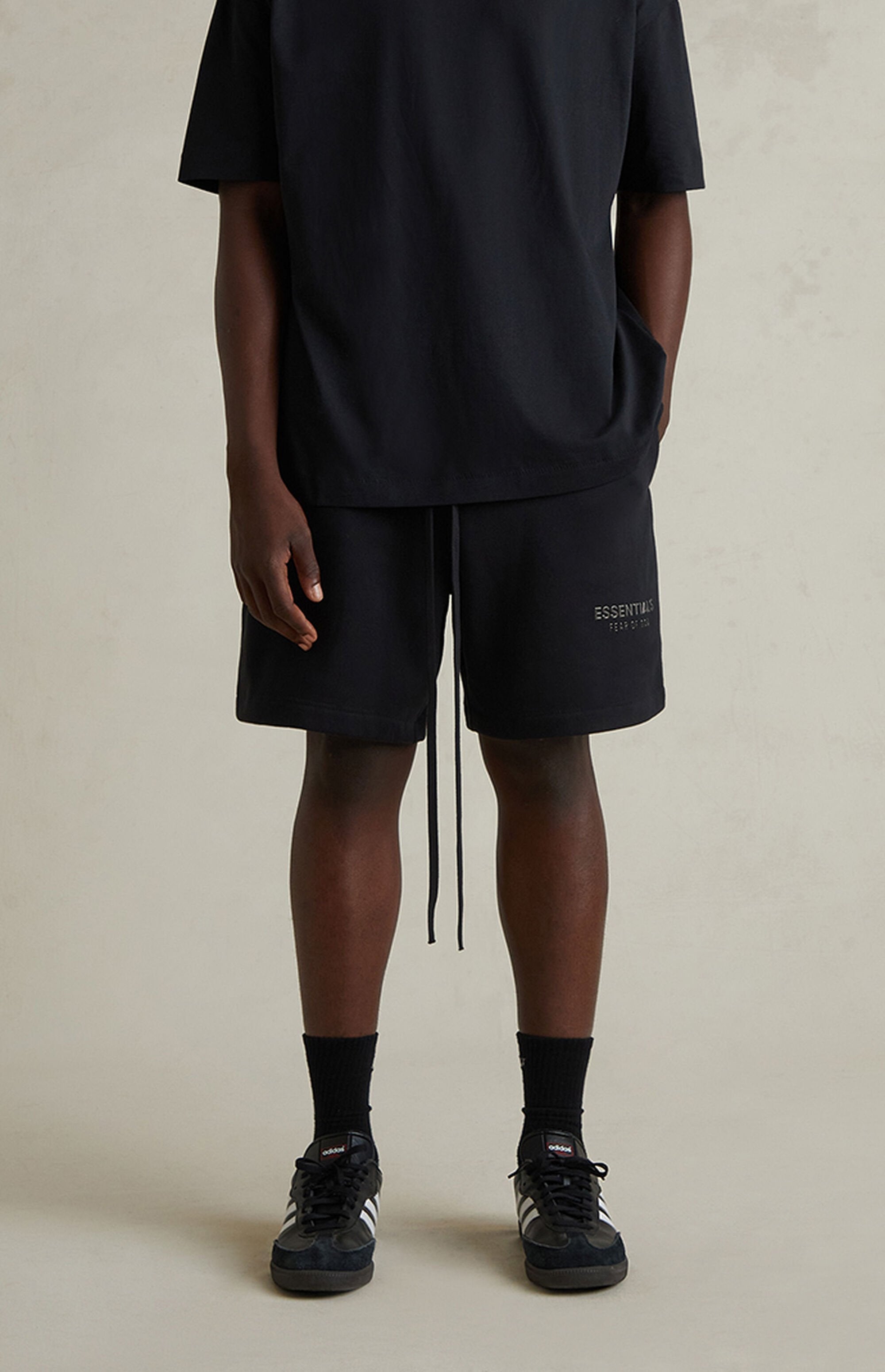 Essentials Shorts “Jet Black” (FW25)
