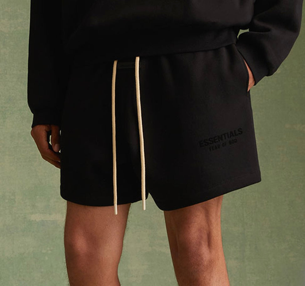 Essentials Shorts “Jet Black Iron”