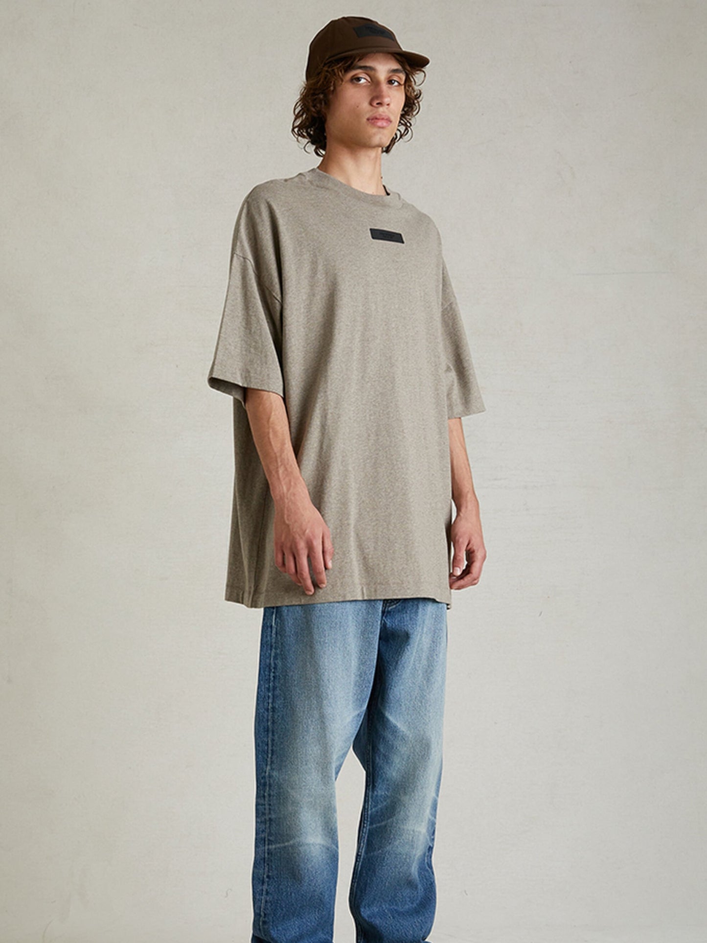 Essentials T Shirt “Heather Grey” (SS24)