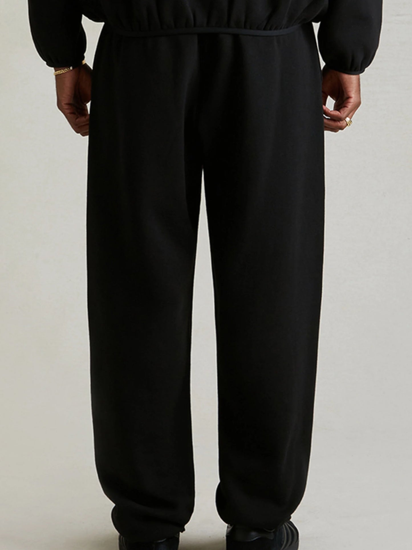 Essentials Sweatpants “Jet Black” (SS24)