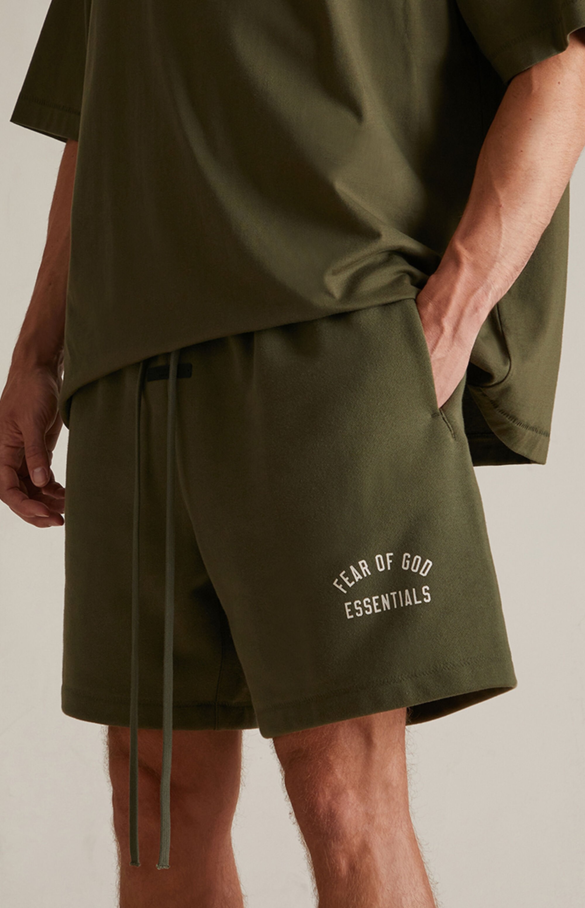 Essentials Shorts “Military” (FW24)