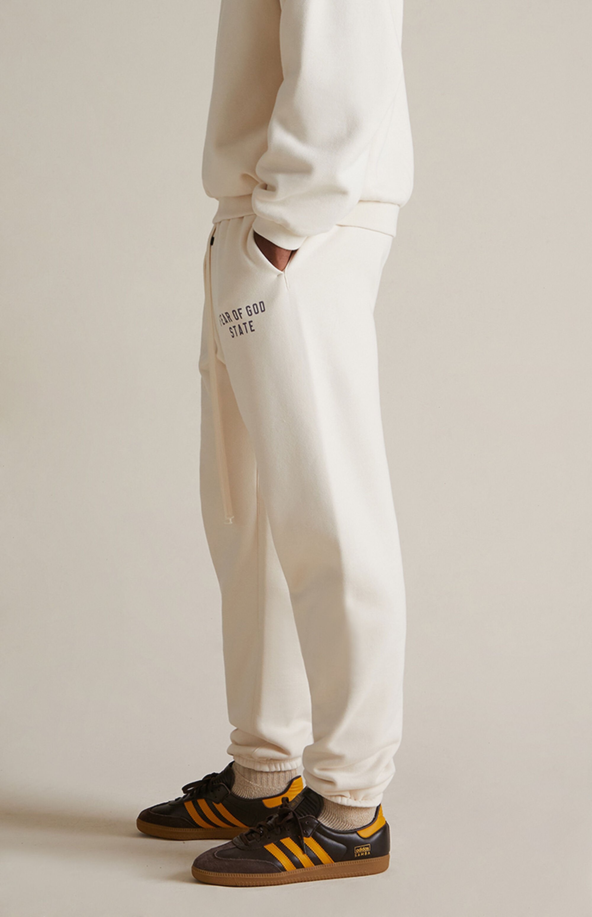 Essentials Sweatpants “Shell” (FW24)
