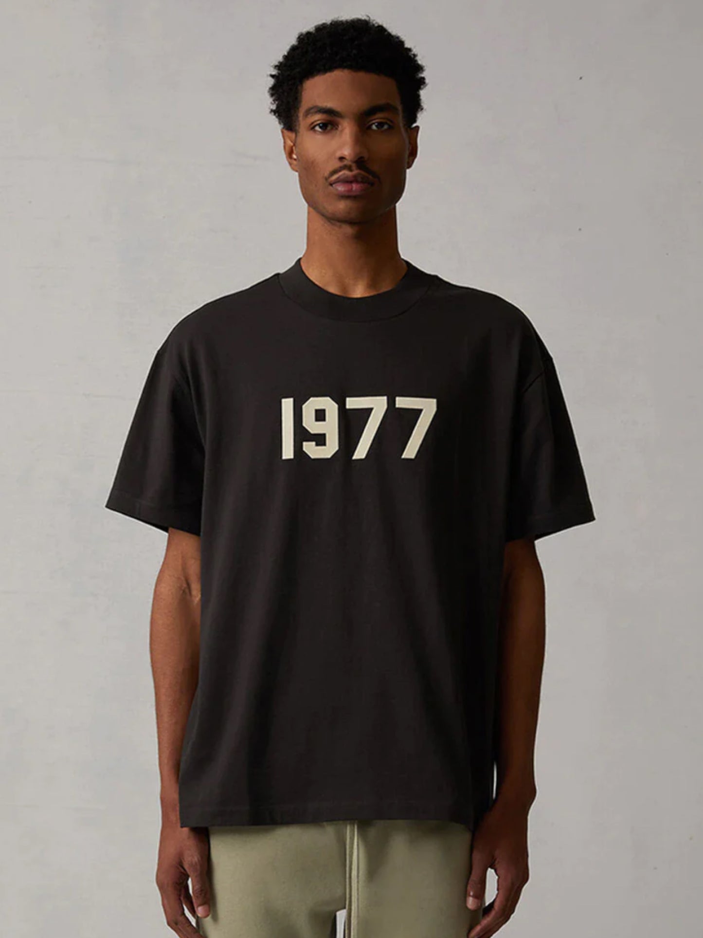 Essentials T Shirt 1977 “Iron”