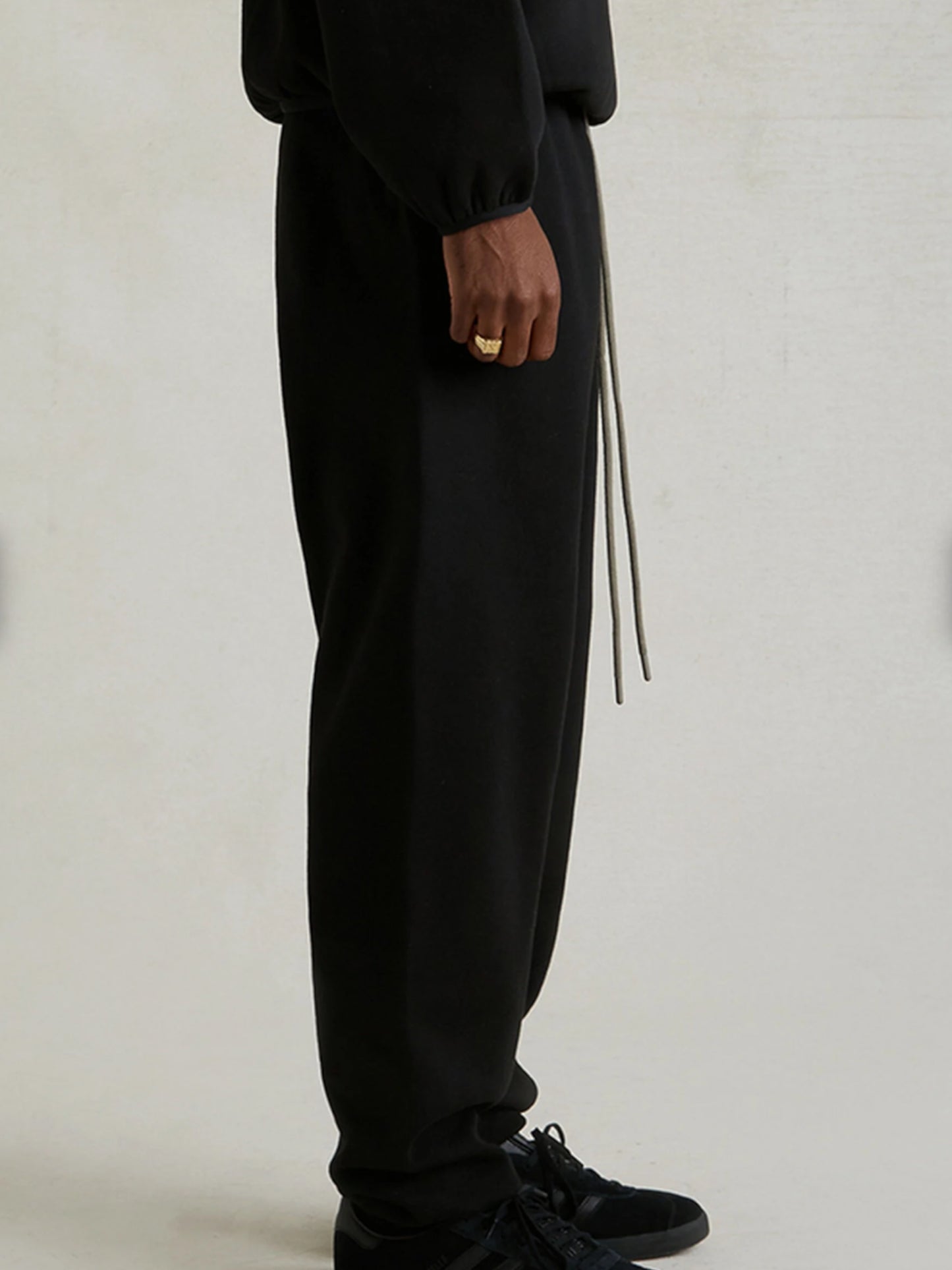 Essentials Sweatpants “Jet Black” (SS24)