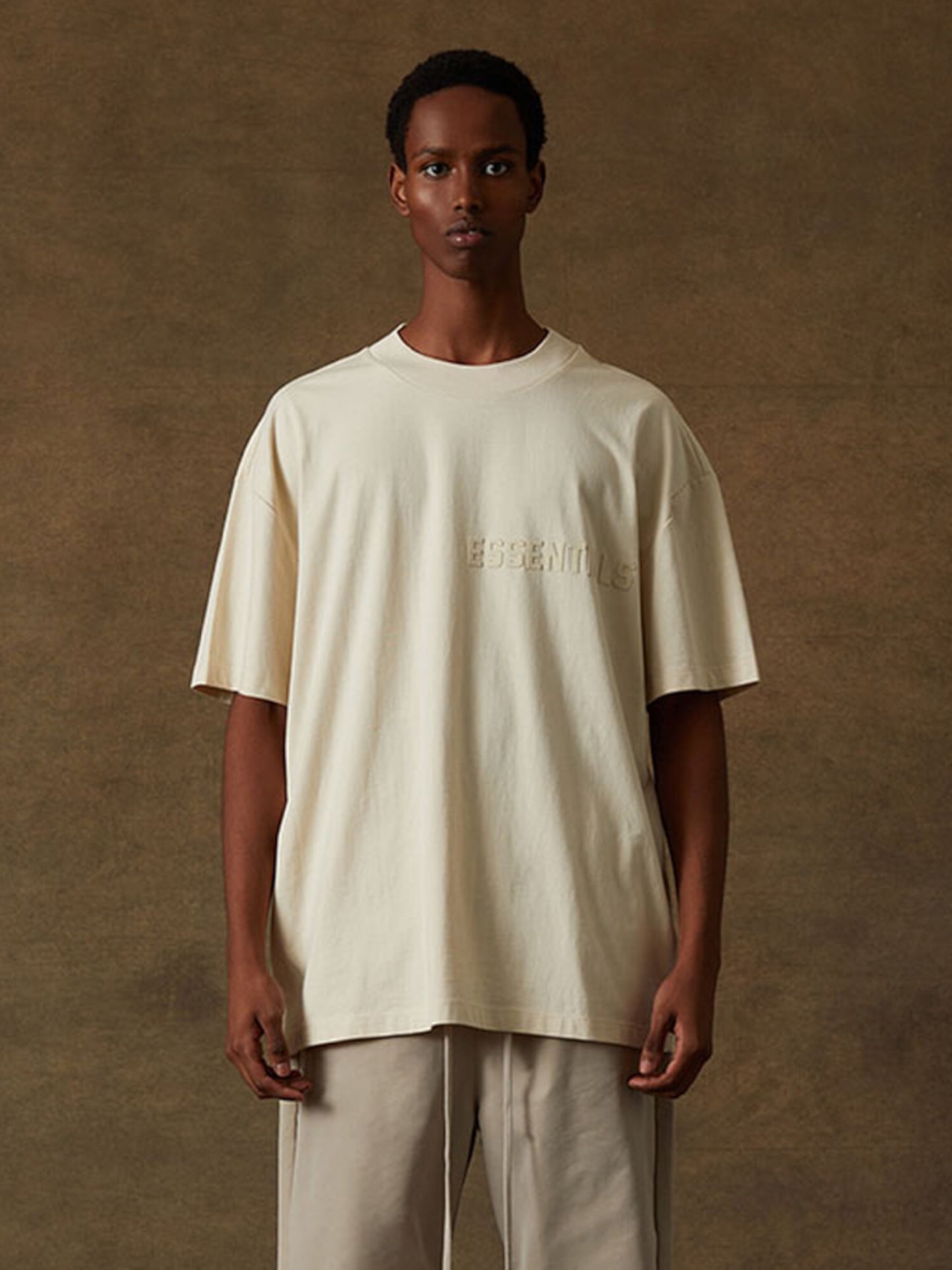 Essentials T Shirt “Egg Shell”