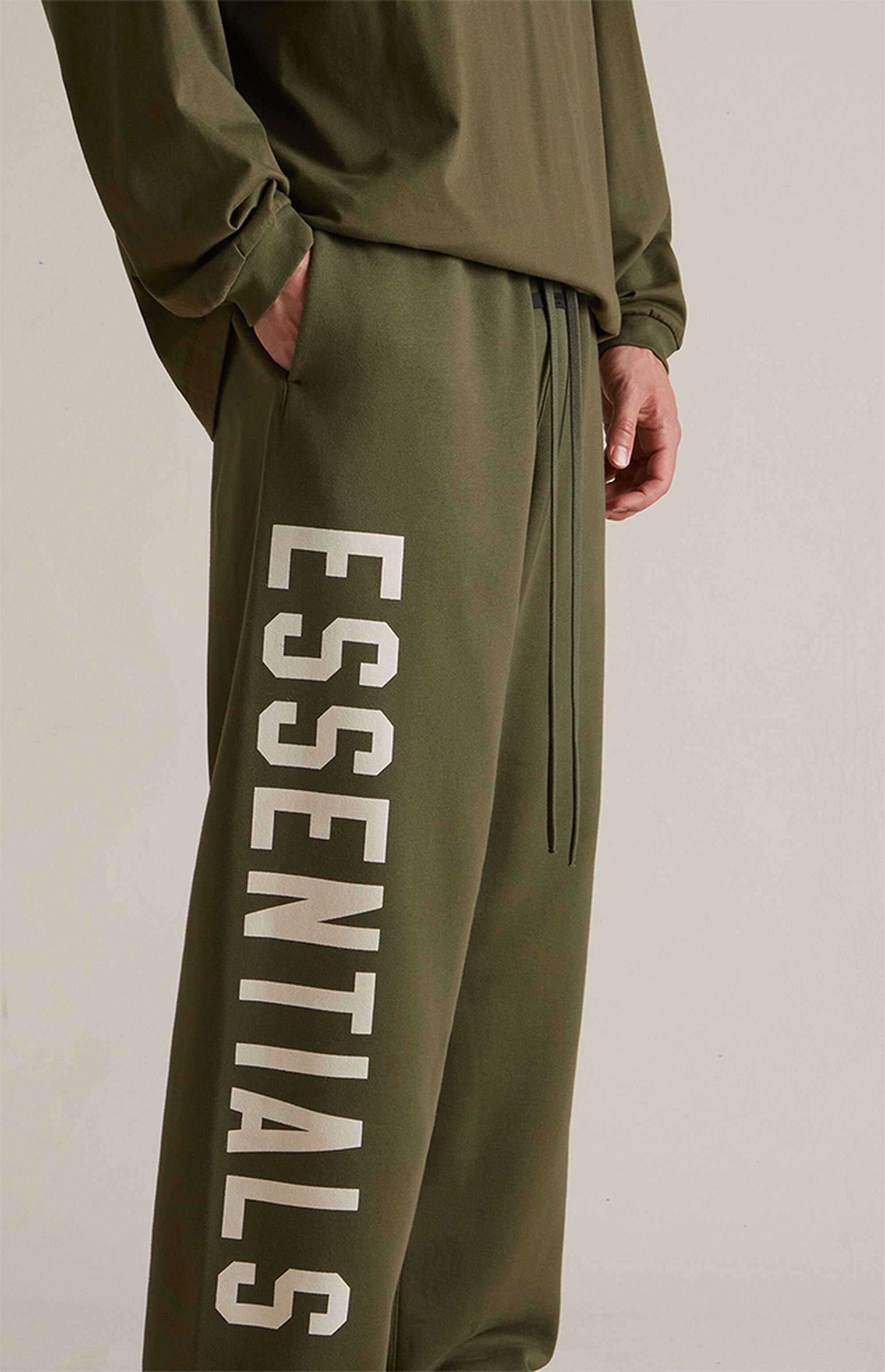 Essentials Sweatpants Relaxed “Military” (FW24)