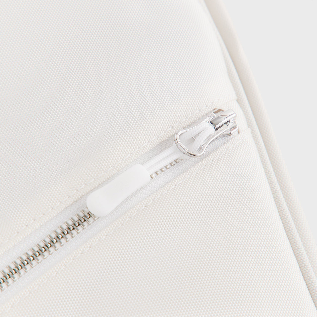 Kith x Wilson Retro Racket Cover “White”