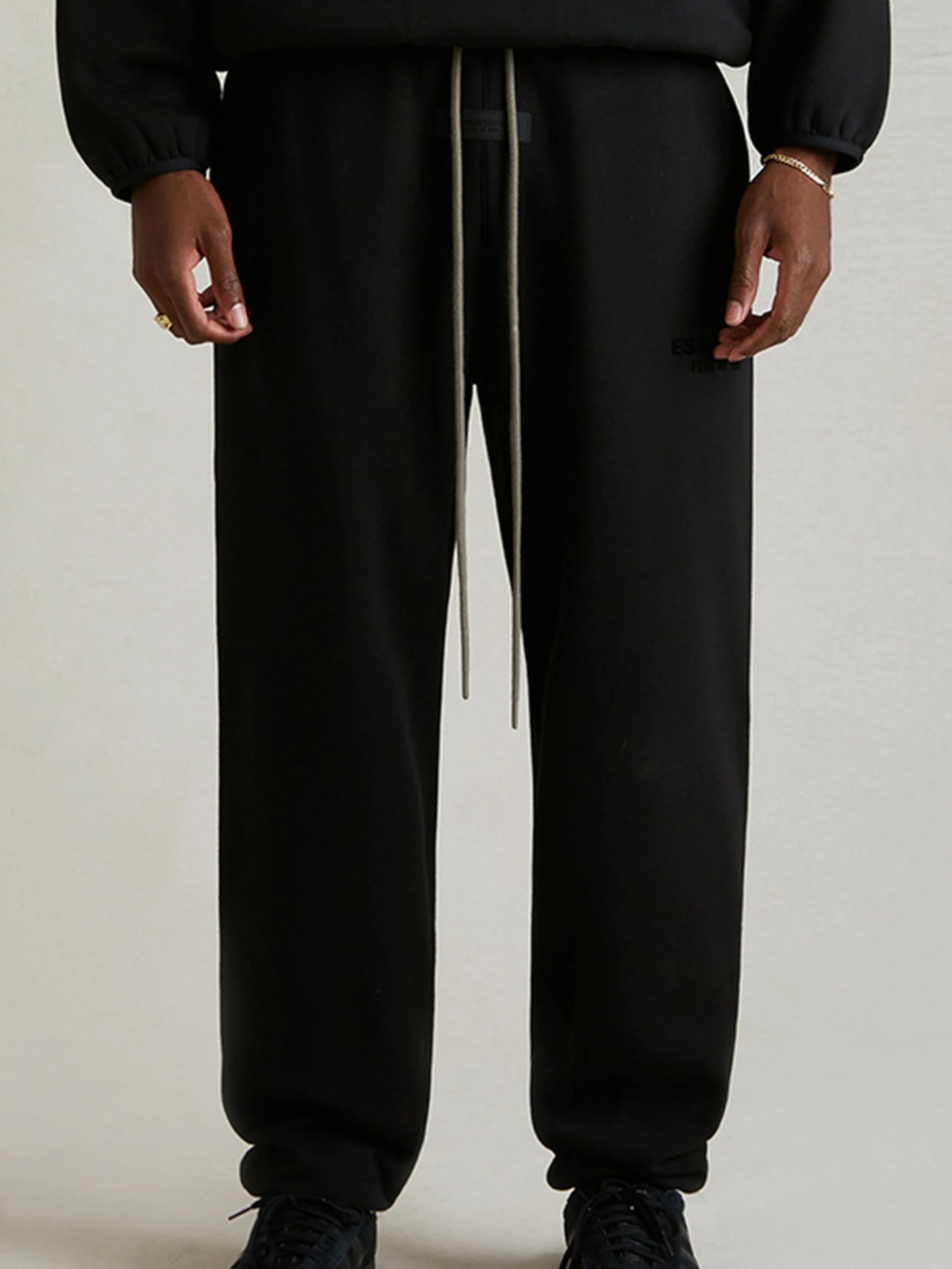 Essentials Sweatpants “Jet Black” (SS24)