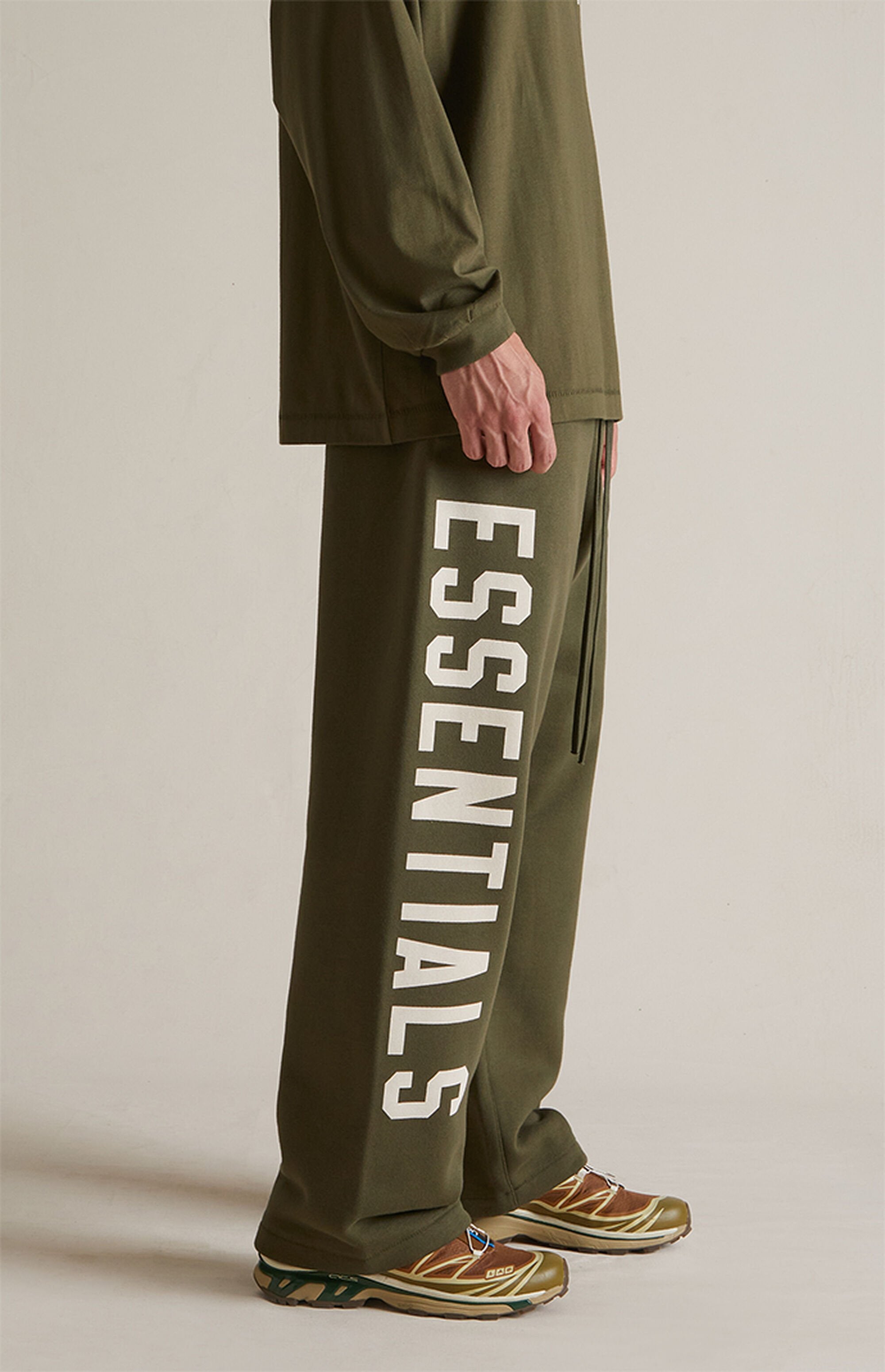 Essentials Sweatpants Relaxed “Military” (FW24)