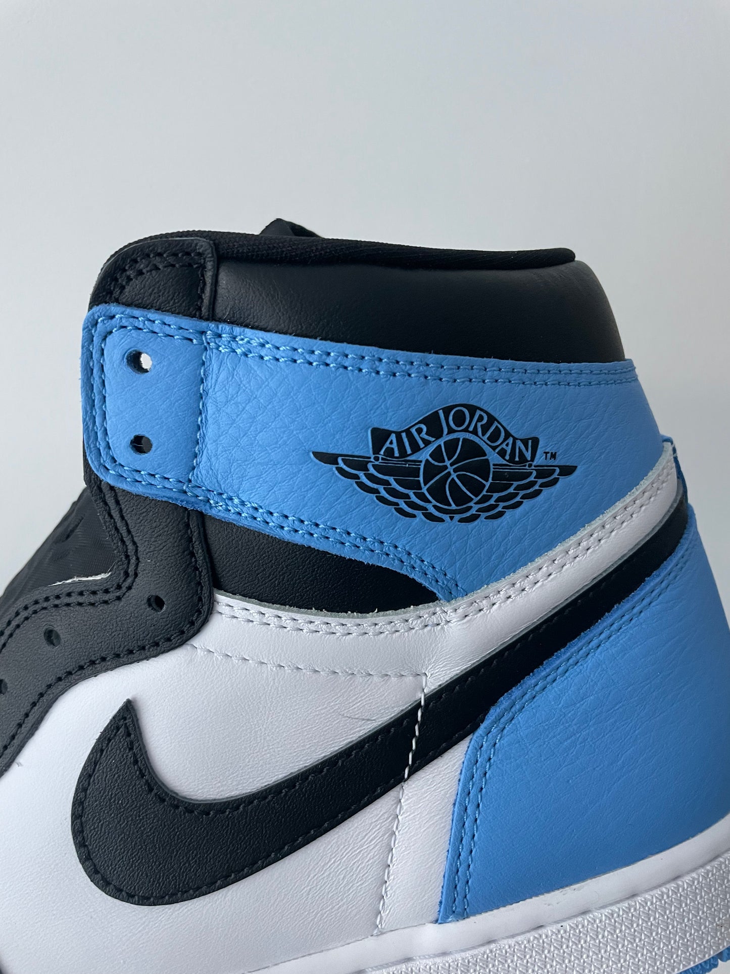 Jordan 1 High OG “UNC Toe”