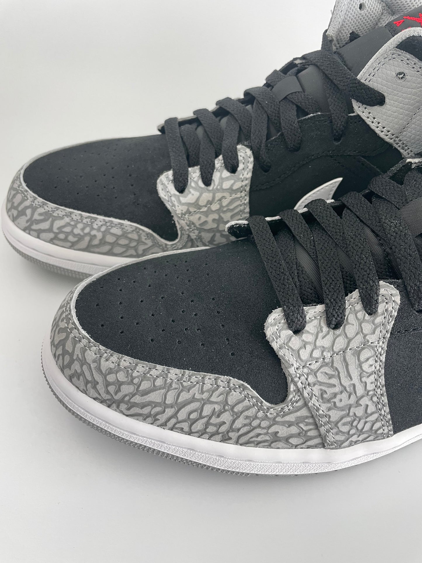 Jordan 1 Mid “Elephant Print”