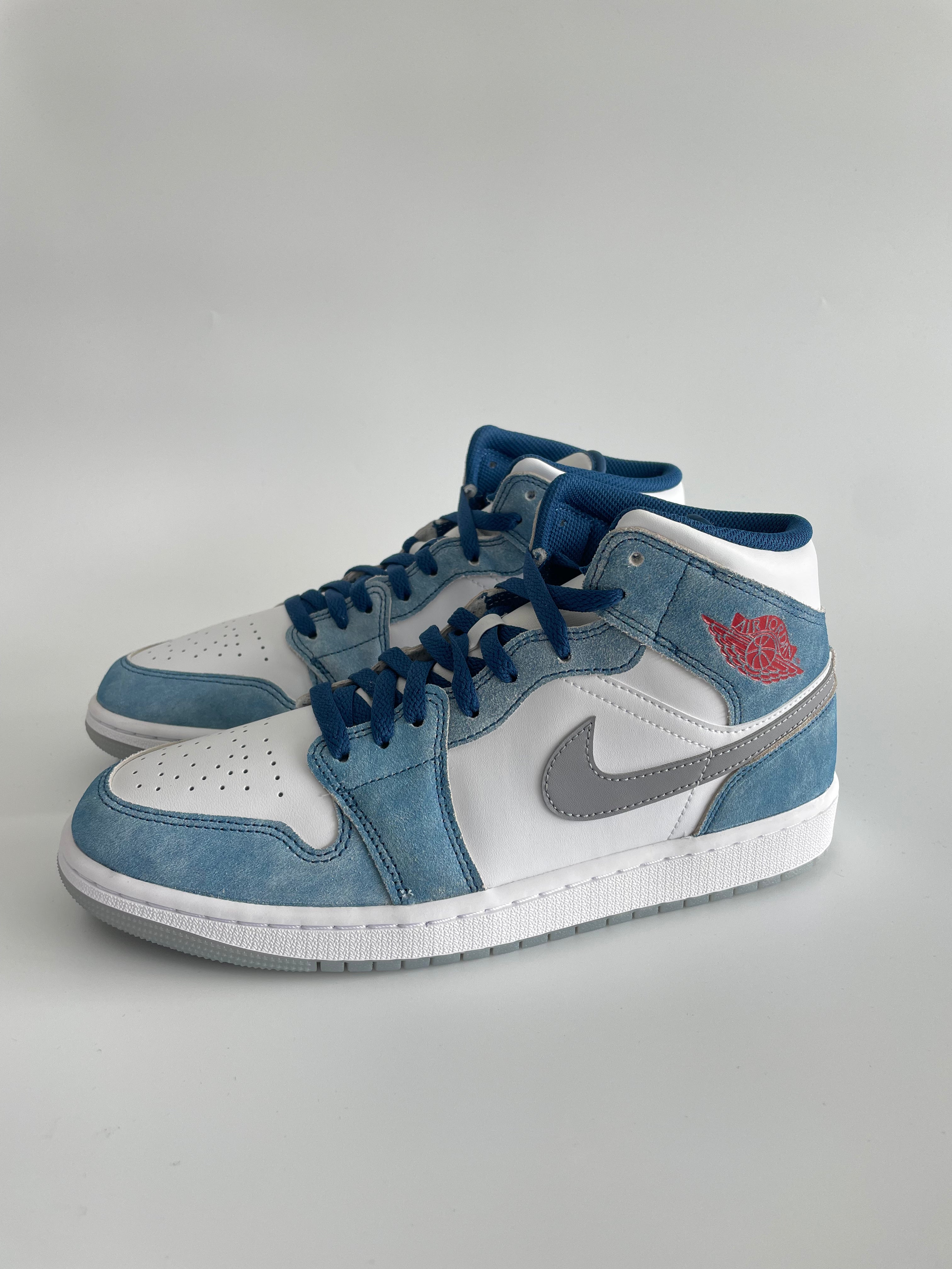 Jordan 1 Mid “French Blue Fire Red”