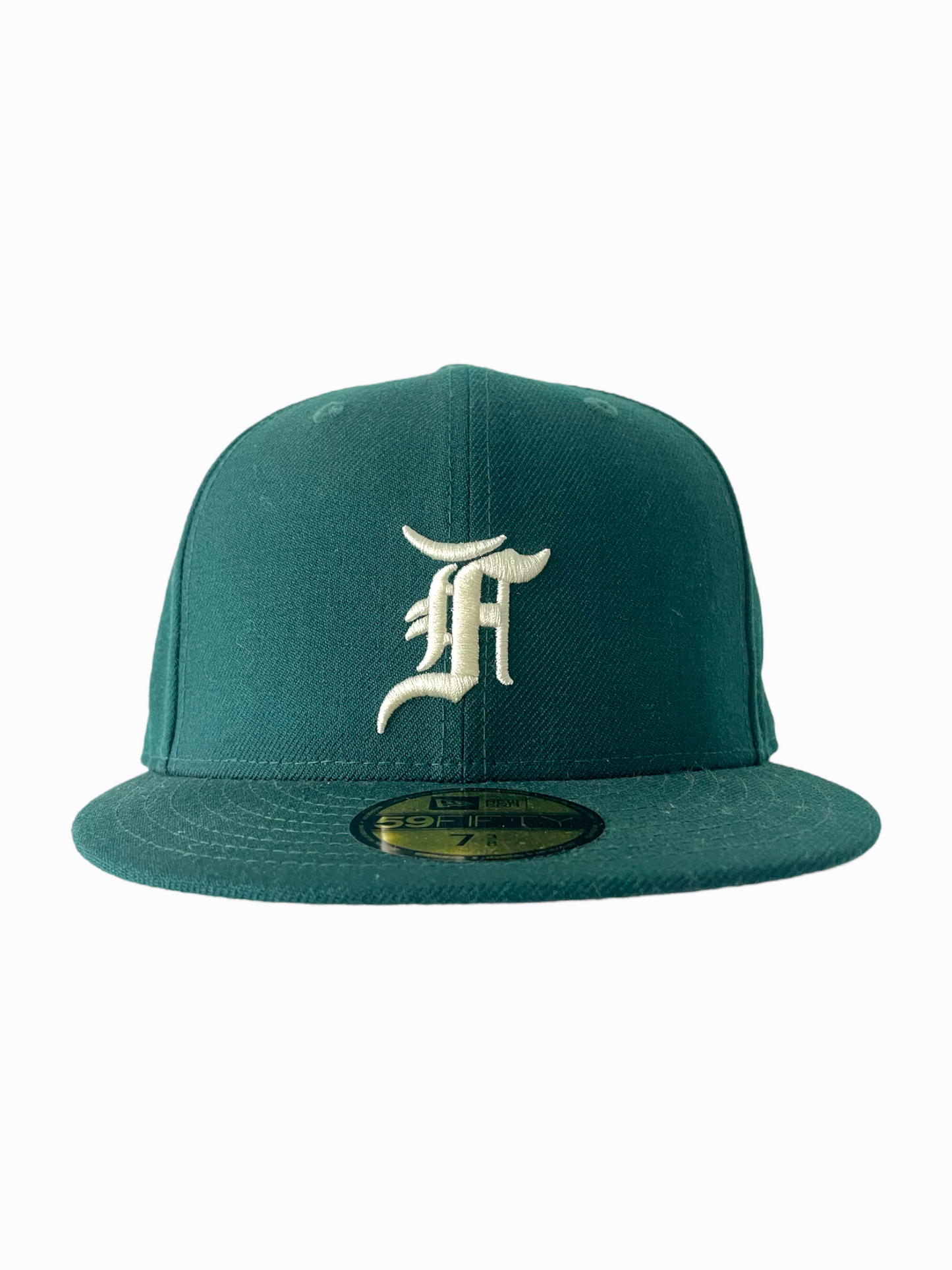 Essentials Cap - Exclusive 59Fifty Fitted Hat