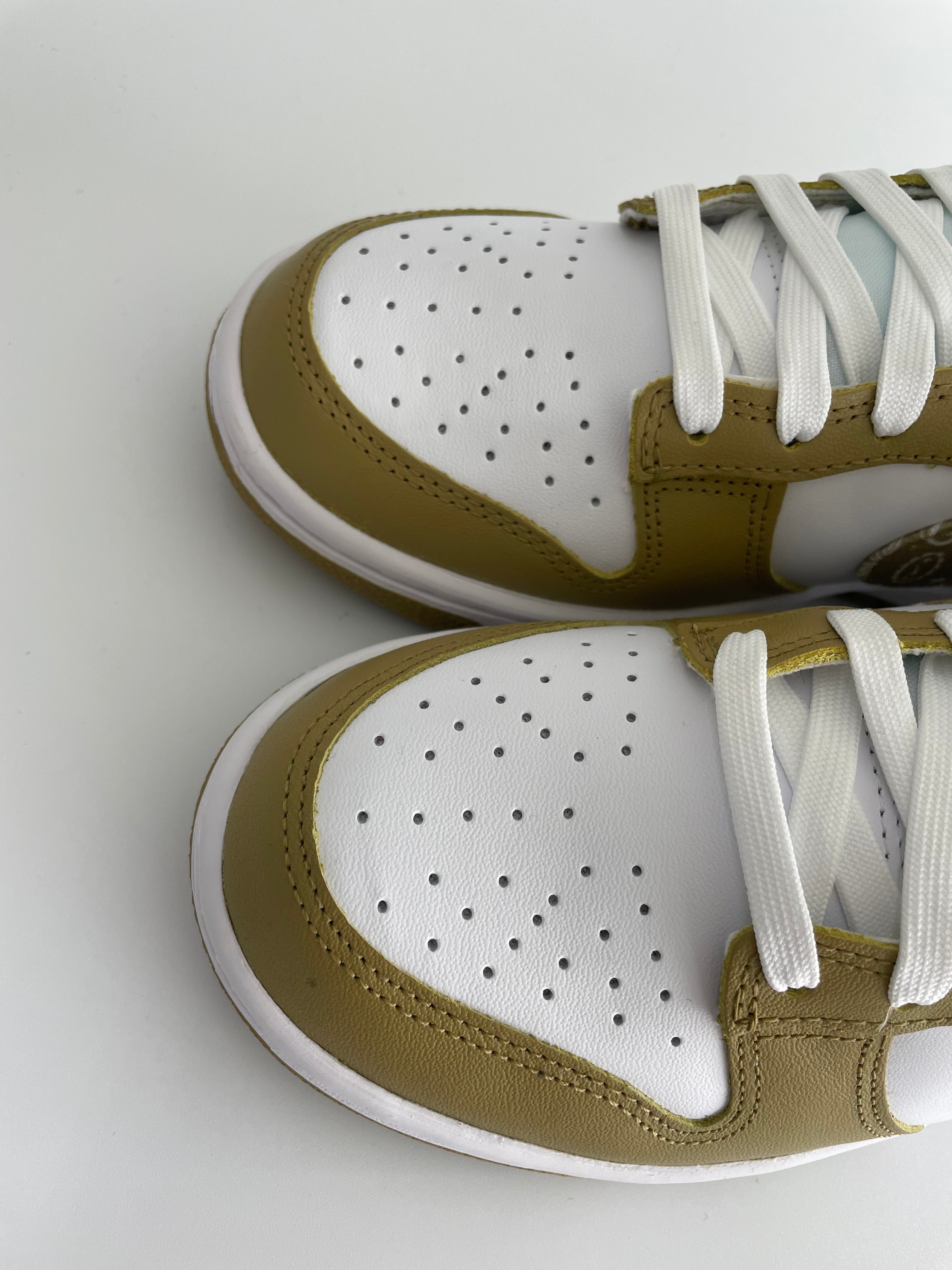 Nike Dunk Low SE “Paisley Pack Barley”