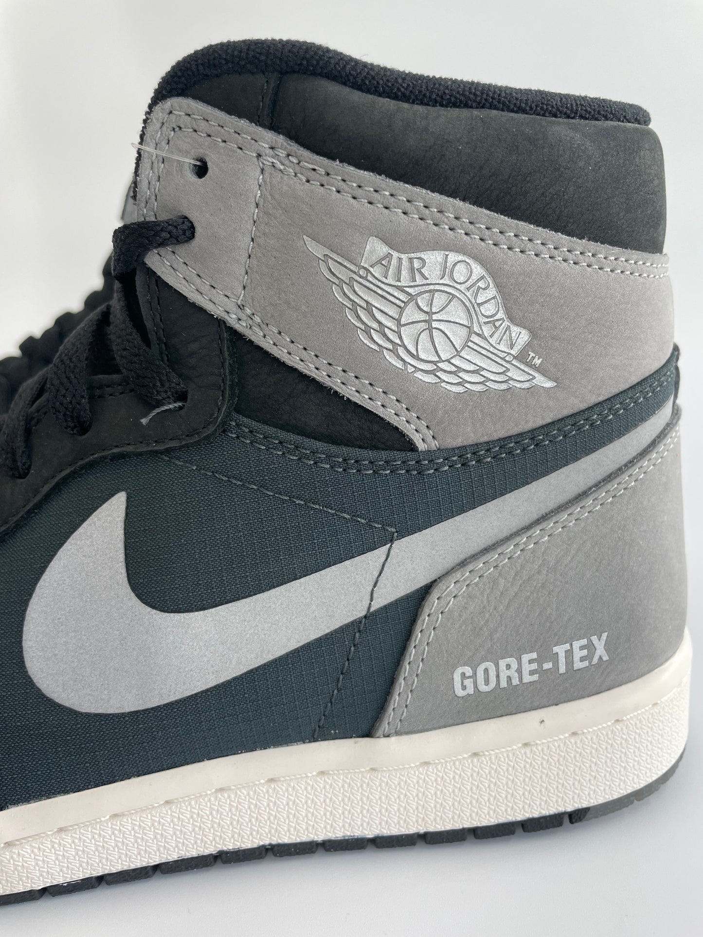 Jordan 1 High Gore-Tex “Practical Grey”