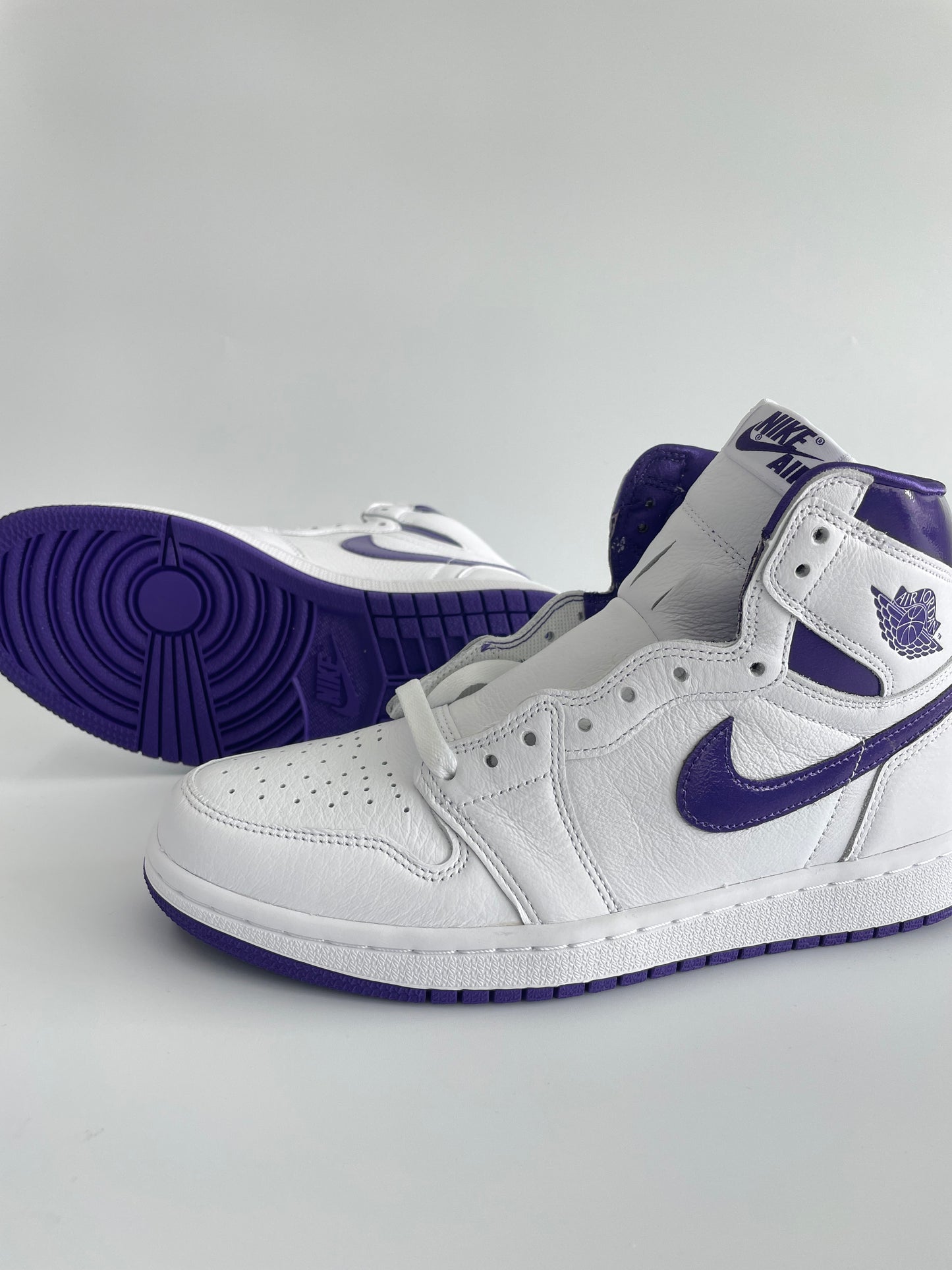 Jordan 1 High “Court Purple” (W)