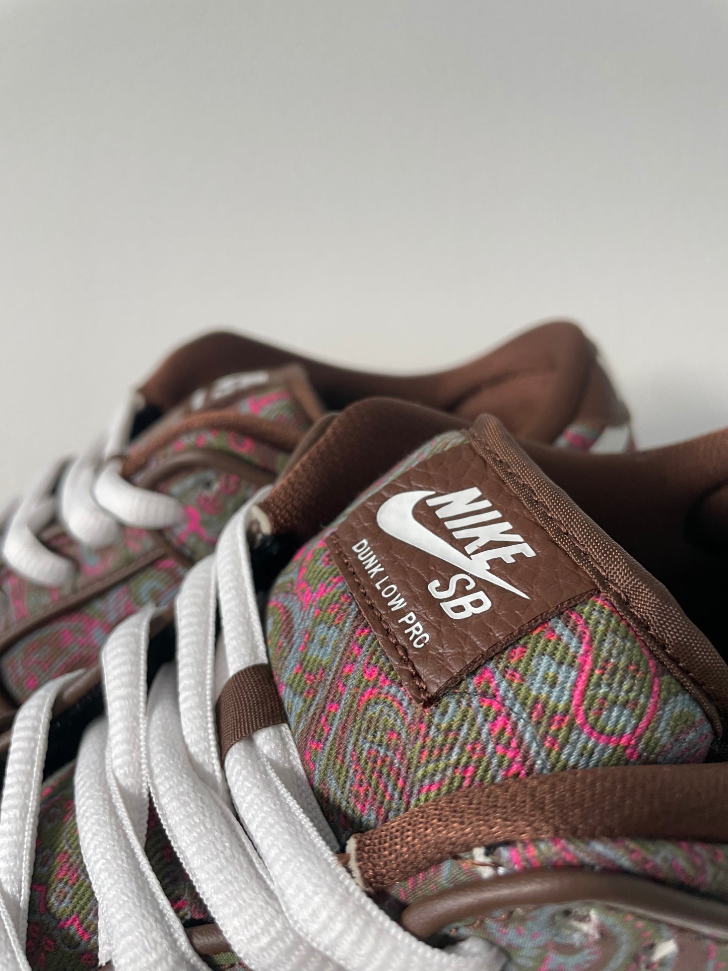 Nike SB Dunk Low “Paisley Brown”