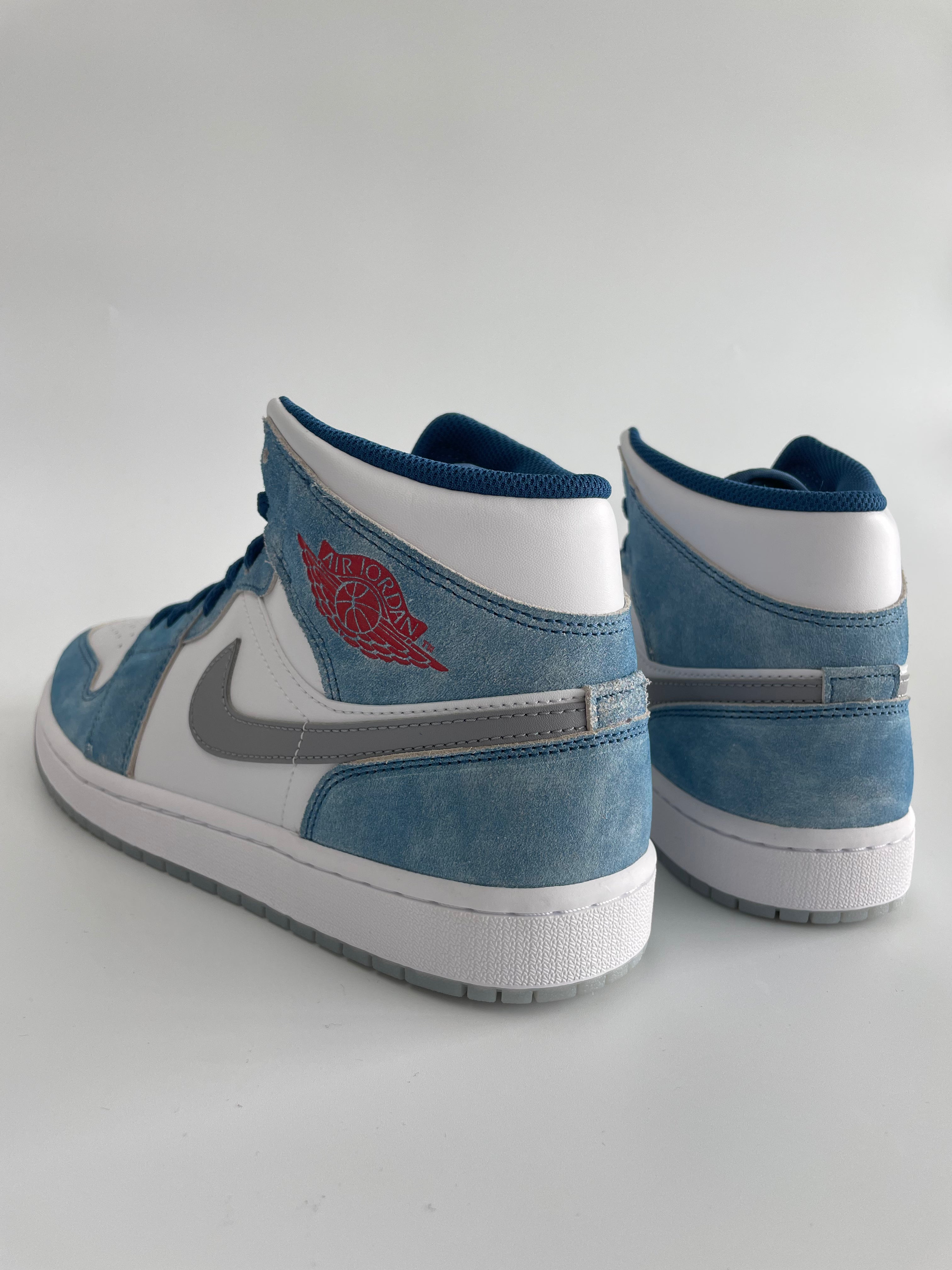 Jordan 1 Mid “French Blue Fire Red”