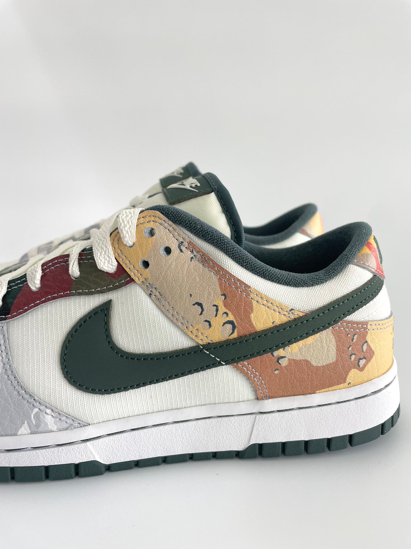 Nike Dunk Low SE “Sail Multi Camo”