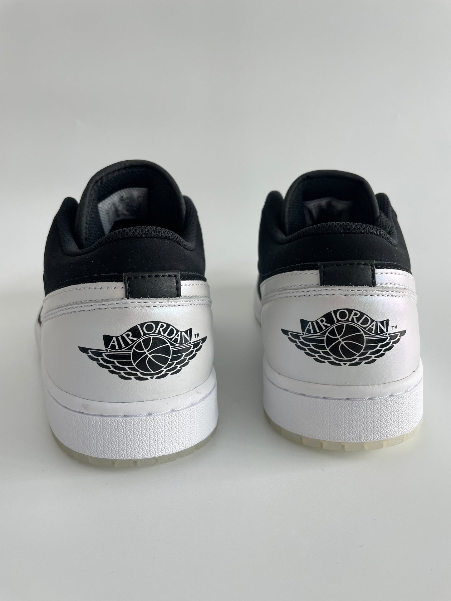 Jordan 1 Low “Diamonds Shorts”