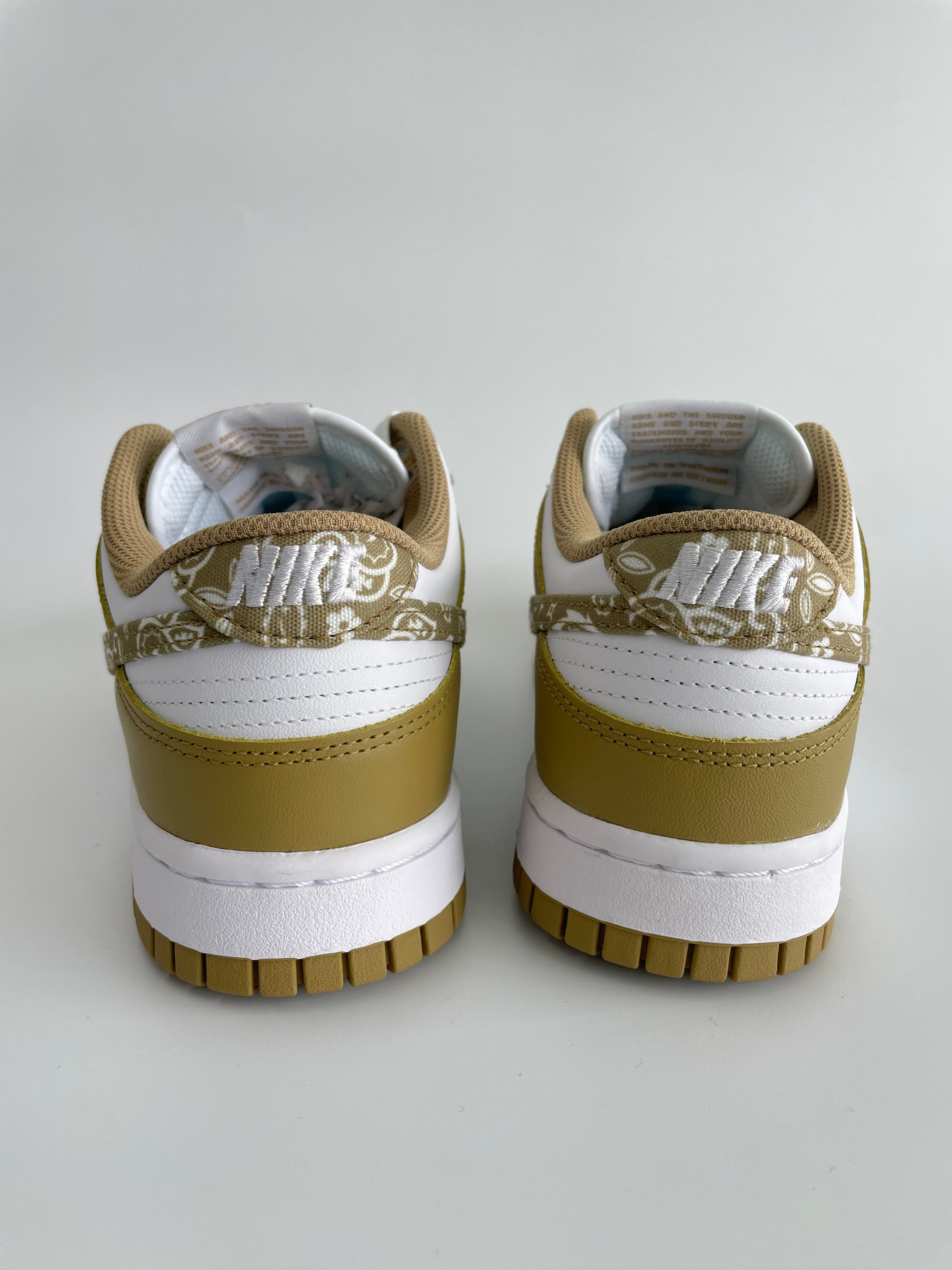 Nike Dunk Low SE “Paisley Pack Barley”